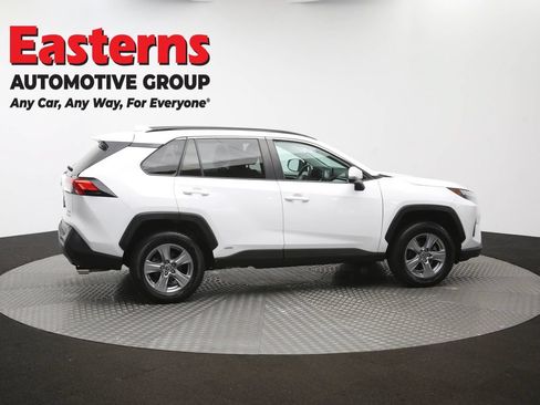 Used 2022 Toyota RAV4 XLE AWD/4WD image 43