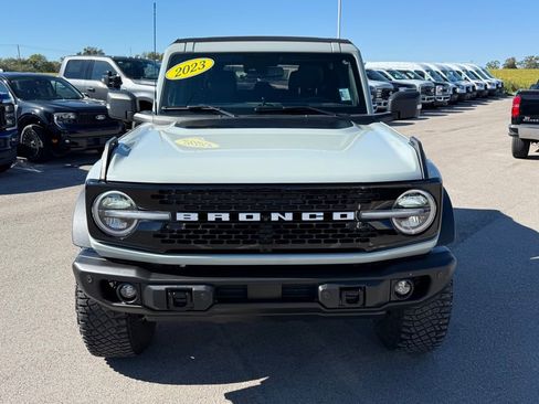 Used 2023 Ford Bronco Wildtrak image 42