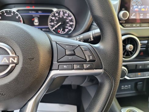 Used 2024 Nissan Sentra SV FWD image 23