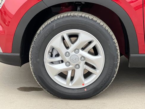 New 2026 Hyundai Venue SE image 24