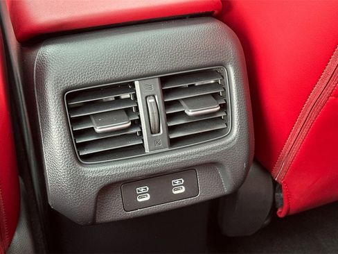 Certified 2025 Acura ADX A-Spec image 17