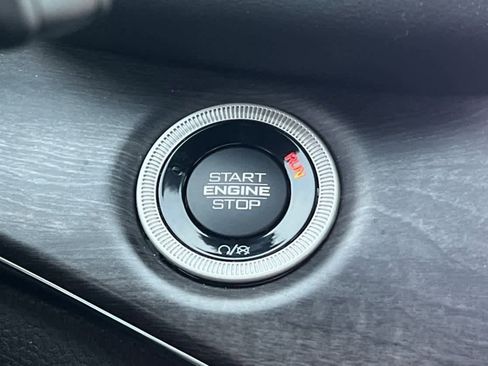 Used 2024 Jeep Grand Cherokee Overland w/ Trailer Tow Package image 22