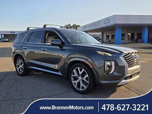 Used 2022 Hyundai Palisade Limited w/ Cargo Package FWD image 1