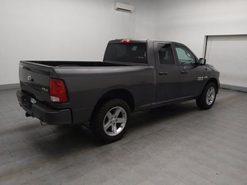 Used 2017 RAM 1500 Express AWD/4WD image 10