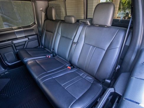 Used 2020 Ford F150 XLT w/ Equipment Group 302A Luxury AWD/4WD image 17