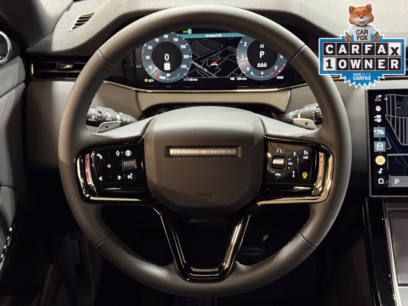 New 2026 Land Rover Range Rover Evoque Dynamic SE AWD/4WD image 28