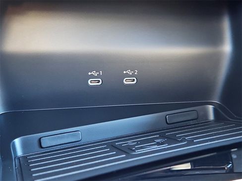 Certified 2025 Audi A3 2.0T Premium Plus w/ Premium Plus Package image 18