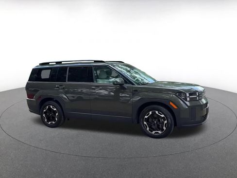 Used 2025 Hyundai Santa Fe SEL image 2