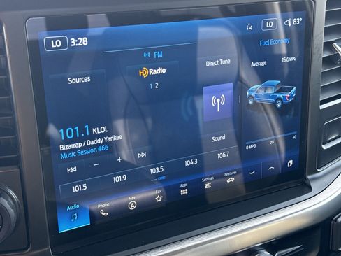 Used 2023 Ford F150 Lariat w/ Trailer Tow Package image 18