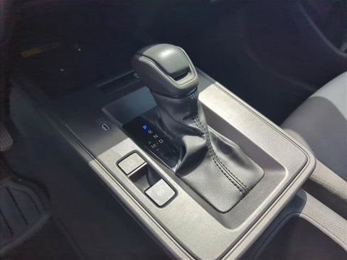 Used 2026 Toyota Corolla Cross LE FWD image 18
