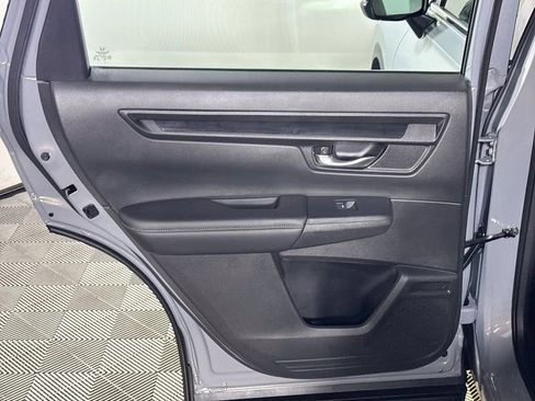 Used 2024 Honda CR-V LX image 18