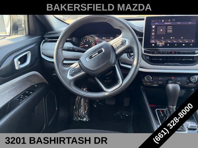 Used 2023 Jeep Compass Sport AWD/4WD image 13