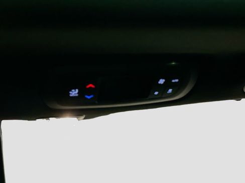 New 2026 Chrysler Pacifica Select w/ S Appearance Package image 27