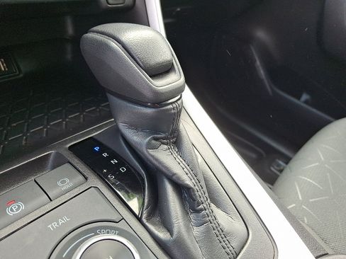 Certified 2024 Toyota RAV4 XLE AWD/4WD image 15