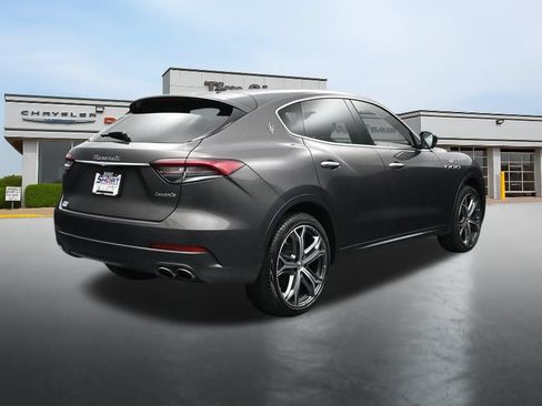 Used 2023 Maserati Levante GT AWD/4WD image 5