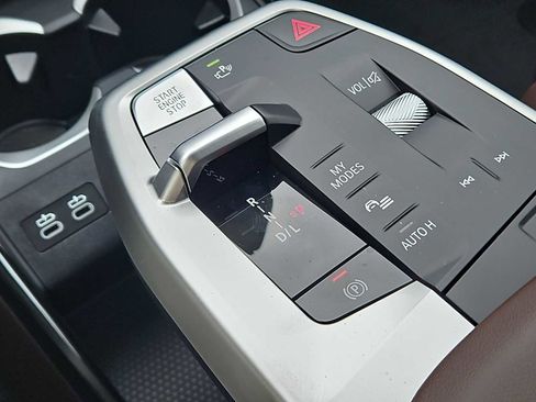 Used 2025 BMW X1 xDrive28i w/ Convenience Package image 33