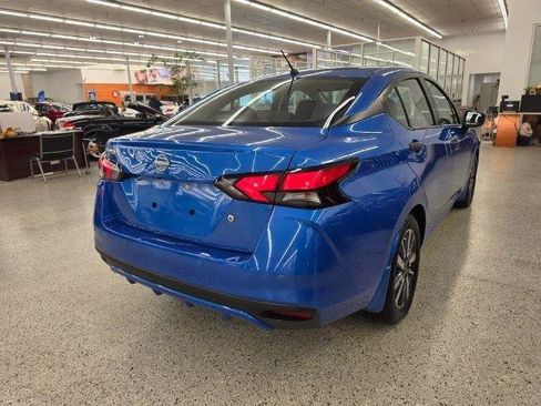 Used 2023 Nissan Versa S w/ S Plus Package FWD image 5