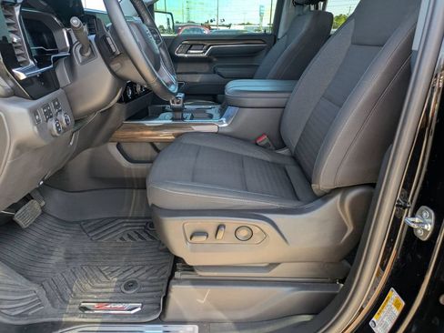 Used 2023 Chevrolet Silverado 1500 LT Trail Boss w/ Protection Package AWD/4WD image 14