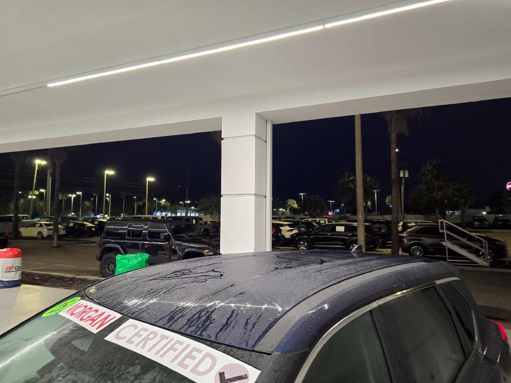 Used 2025 Nissan Rogue SV FWD image 11