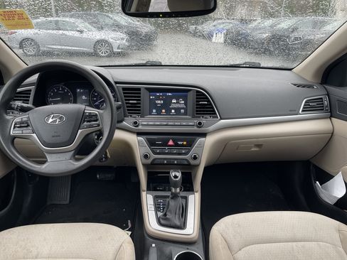 Used 2018 Hyundai Elantra SEL image 9