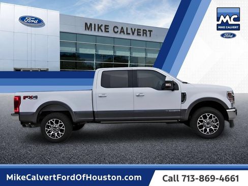 Used 2022 Ford F250 Lariat w/ Lariat Ultimate Package AWD/4WD image 5
