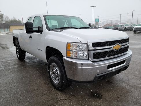 Used 2012 Chevrolet Silverado 2500 W/T image 3