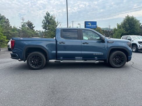 Used 2024 GMC Sierra 1500 Pro w/ Graphite Edition AWD/4WD image 9