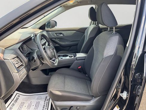 Used 2023 Nissan Rogue SV AWD/4WD image 24