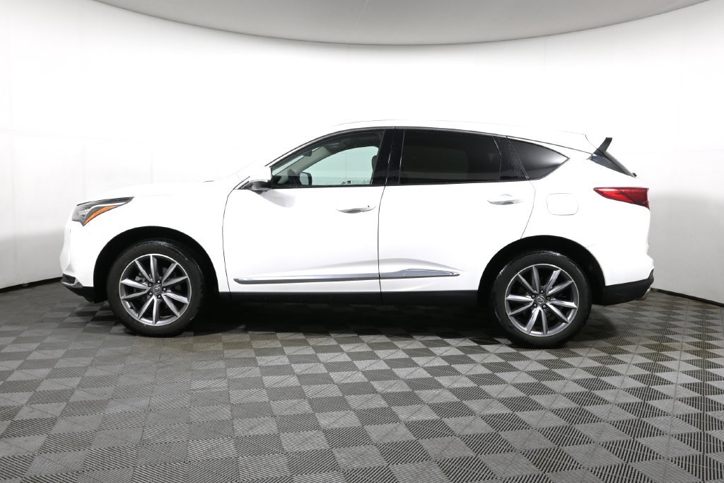 Used 2023 Acura RDX w/ Technology Package AWD/4WD image 2
