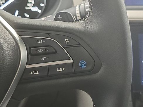 Used 2023 INFINITI QX50 Luxe FWD image 19