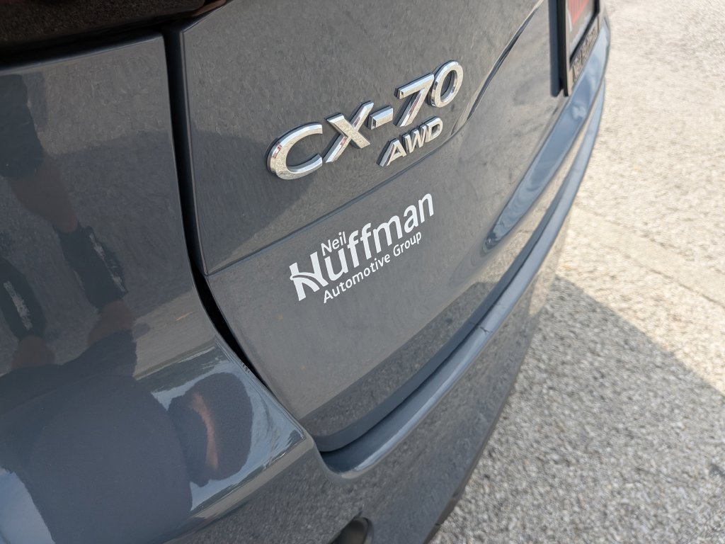 Used 2025 MAZDA CX-70 3.3 Turbo w/ Preferred Package AWD/4WD image 14