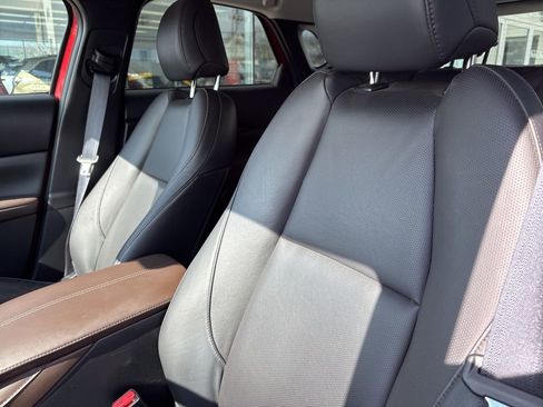 Used 2023 MAZDA CX-30 2.5 Turbo w/ Premium Package image 13