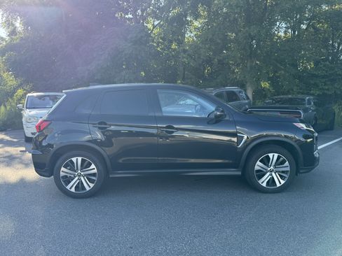 Used 2024 Mitsubishi Outlander Sport SE AWD/4WD image 4