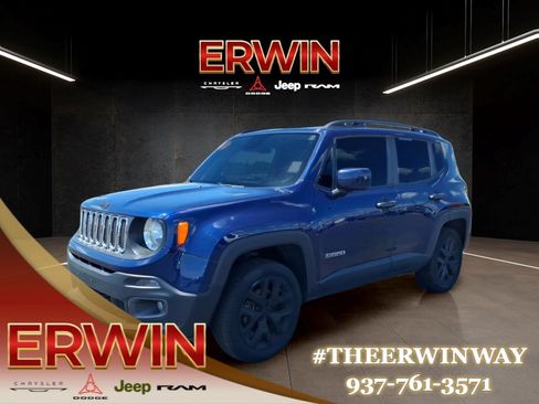 Used 2018 Jeep Renegade Latitude AWD/4WD image 3