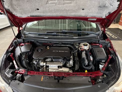 Used 2016 Chevrolet Cruze Premier image 33