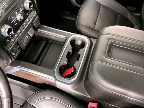 Certified 2021 GMC Sierra 1500 SLT w/ SLT Premium Package AWD/4WD image 18