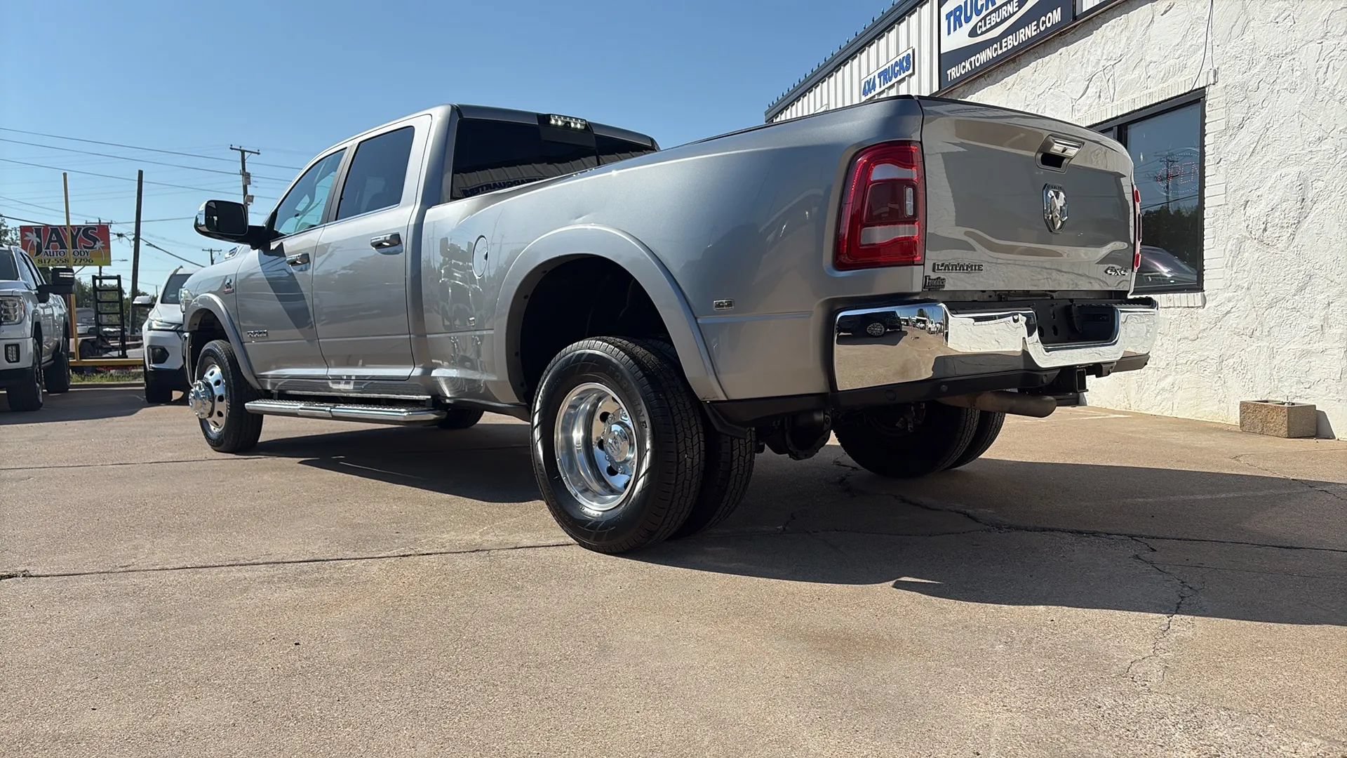 Used 2021 RAM 3500 Laramie AWD/4WD image 2