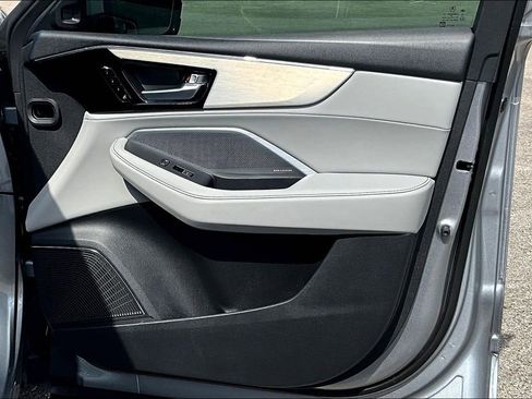 New 2025 Acura MDX w/ Technology Package image 17