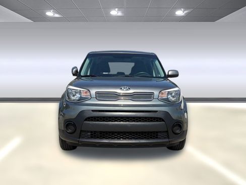 Used 2019 Kia Soul w/ Convenience Package image 4