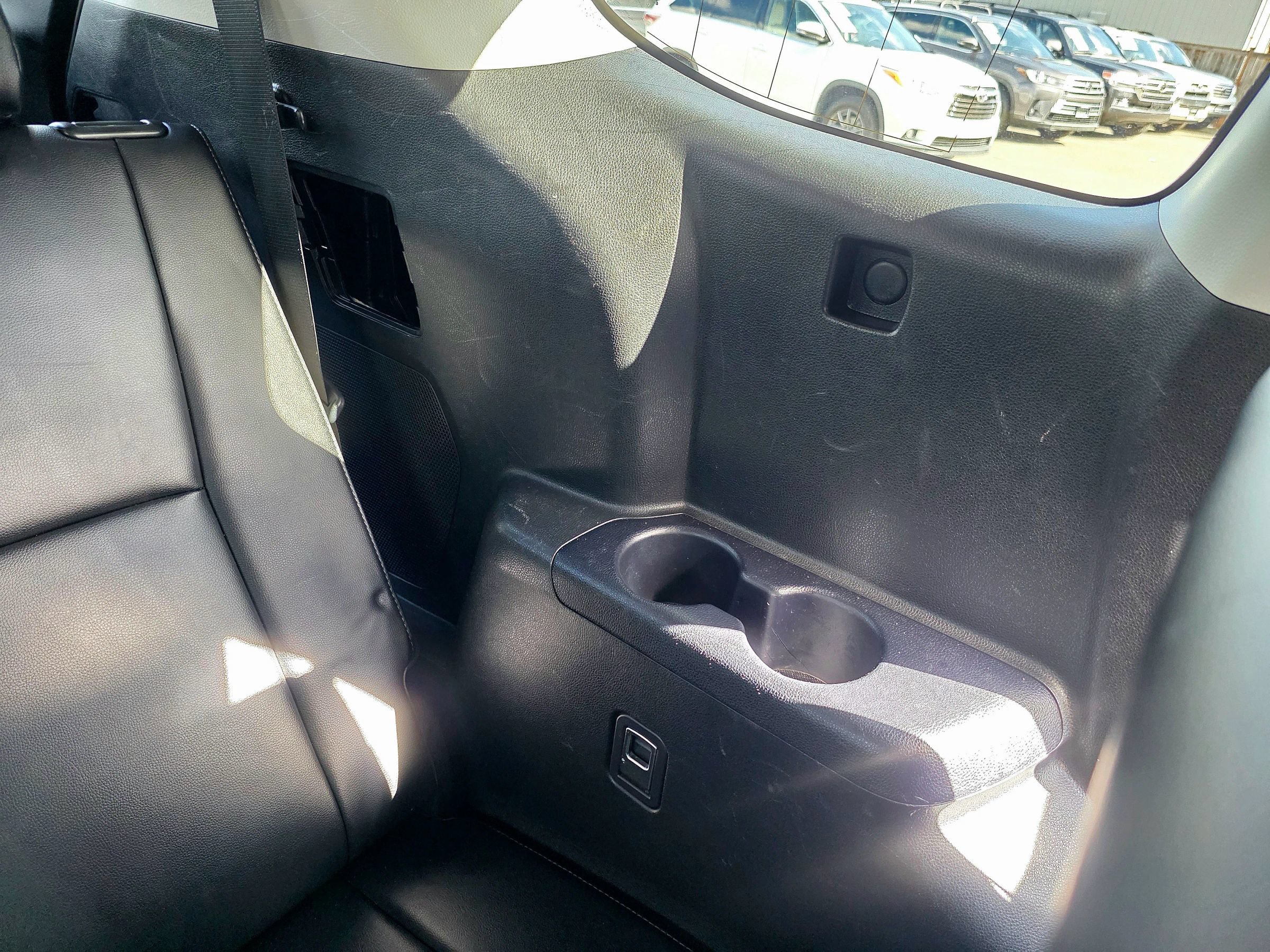 Used 2021 Toyota Highlander Platinum AWD/4WD image 59