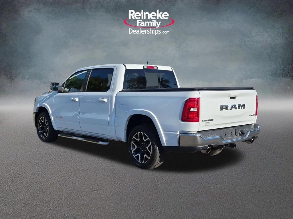 Used 2025 RAM 1500 Laramie AWD/4WD image 9
