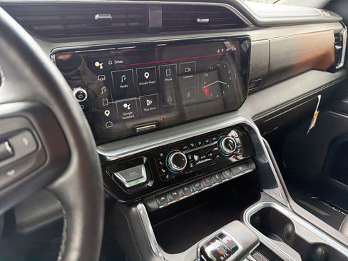 Used 2024 GMC Sierra 1500 Denali AWD/4WD image 22