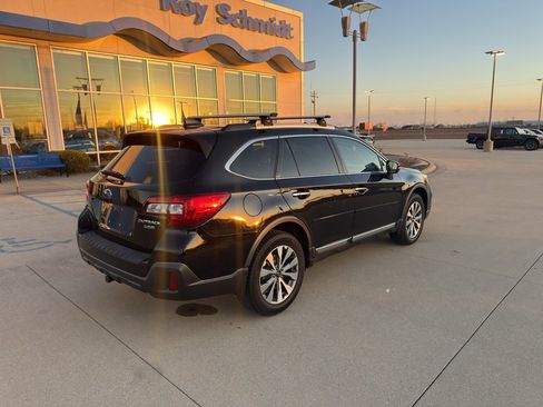 Used 2019 Subaru Outback 3.6R Touring w/ Popular Package #3A image 5