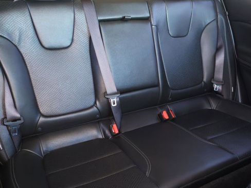 Used 2023 Buick Encore GX Essence w/ Experience Buick Package image 19