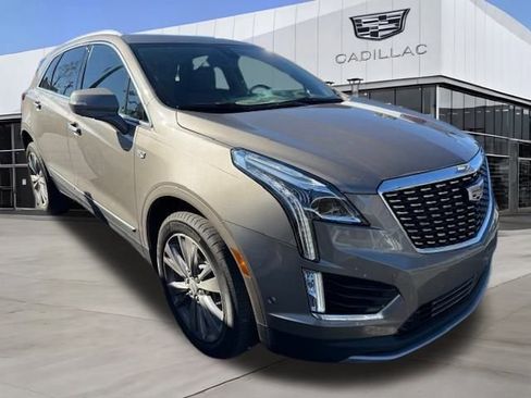 Certified 2023 Cadillac XT5 Premium Luxury w/ Platinum Package image 5