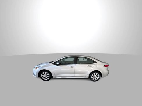 Used 2020 Toyota Corolla LE FWD image 5