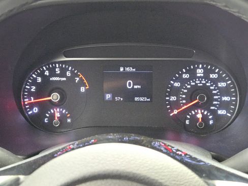 Used 2020 Kia Soul EX image 19