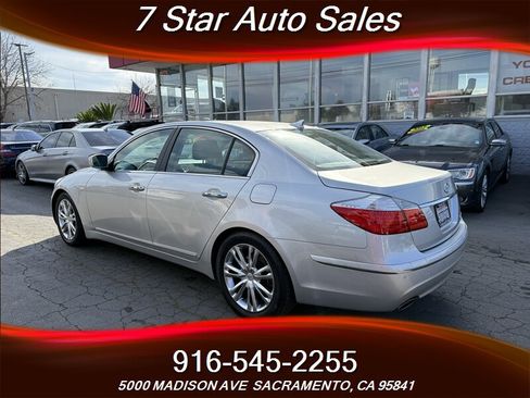 Used 2011 Hyundai Genesis 3.8 w/ Technology Pkg 4 image 4