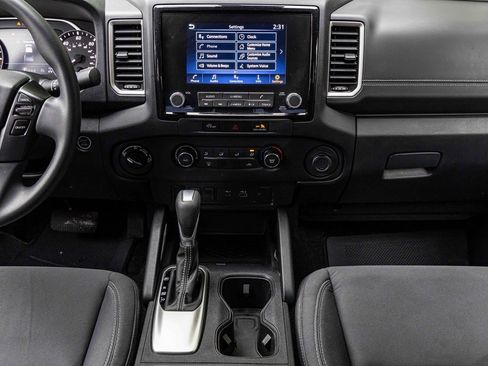 Certified 2024 Nissan Frontier SV w/ Tow Package image 6