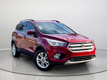 Used 2018 Ford Escape SE w/ SE Sync 3 Package